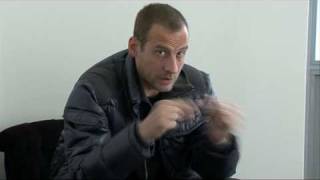 Fred Testot dans LE SIFFLEUR  Lattente 214 [upl. by Nnyw]