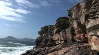 Escalada en el Castro de Baroña  Rock free climbing in Galicia Spain [upl. by Daeriam]