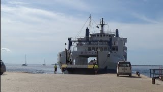 Bidirezionale CARONTE della CARONTE amp TOURIST in arrivo al porto di LEVANZO [upl. by Birmingham]