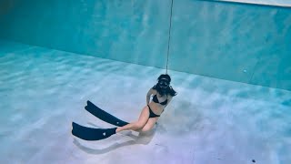 Girl Relaxing Around at 3M Deep Underwater [upl. by Enahc]