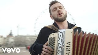 Claudio Capéo  Un homme debout clip officiel [upl. by Ahsena909]