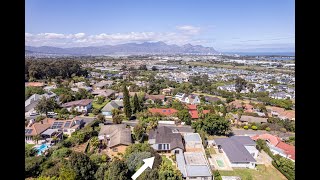 R3 995 000 House 4Bed  Flatlet 2Bed Heldervue Somerset West 1km from R44 amp N2 ☎️Philip 0832967642 [upl. by Drawde666]