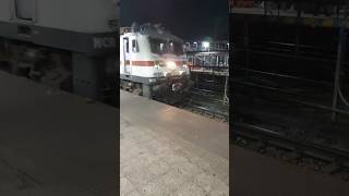 12310 Rajdhani Tejas SF Express Hemant Sonimeratrip indianrailways railway irctcrailconnect [upl. by Kline]