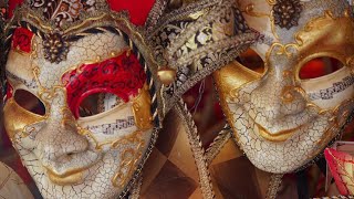 The Best Carnival Masks and Costumes in Venice shopping in Venice [upl. by Wagner]