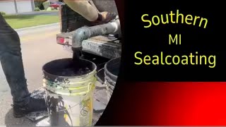 Ep19Sealcoating a drivewaySatisfying video satisfyingvideo drivewaysealing sealcoating [upl. by Simpson]