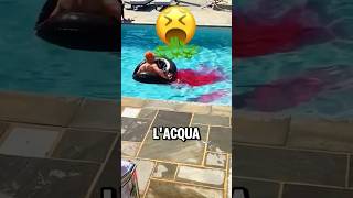 Il Segreto Svelato in Piscina 🤢😱 IG jonathanhanby89 shorts perte [upl. by Lizzie]