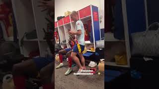 Dani Olmo vibrando con la música vía Nicolaswilliams9 shorts  ESPN Deportes [upl. by Datnow]