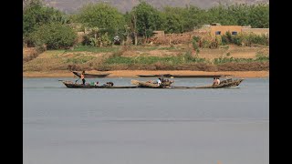 Un dimanche à Koulikoro [upl. by Guenna]