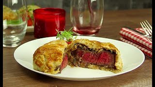 Beef Wellington Rinderfilet Rezept für Zwei im Blätterteig [upl. by Jasisa547]