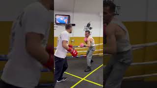 EL BOXEADOR SE METE CON EL ENTRENADOR🥊😡⚔️boxeo sparring venganza provocacion boxeador fyp [upl. by Eam]