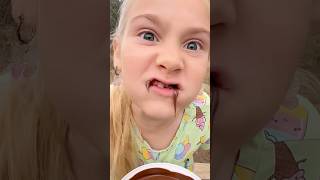 It is the way how my family eats jelly eyes👀🤦🏻‍♀️😬 viralvideo funny [upl. by Niawd]