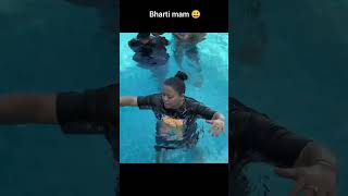 Bharti mam ye kya kar diya 😨😨souravjoshivlogs shorts youtubeshorts [upl. by Anialram791]