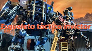 JoyToy Warhammer 40K Ultramarines Invictor Tactical Warsuit revisión en español [upl. by Azmah]