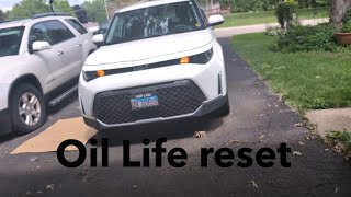 2023 Kia soul oil life reset [upl. by Farant]