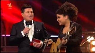 Julia van der Toorn  Oeps I Did It Again  Full final version The Voice Holland 2013 [upl. by Joanne]