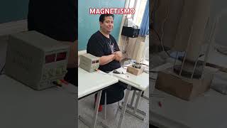 EXPERIÊNCIA SOBRE O MAGNETISMO [upl. by Adnyleb71]