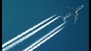 Aeronautica Militare  alezione di meteorologia le scie di condensazione 7 di 7 [upl. by Kcirdehs]