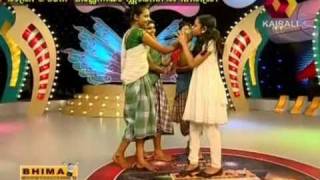 Poornasree quotUnarunaroo unnippovequot  Remix song round in Tharolsavam Team Sougandhikam [upl. by Nickie346]