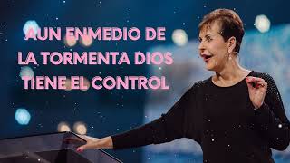 Joyce Meyer Diario  Aun Enmedio De La Tormenta Dios Tiene El Control [upl. by Keyes375]