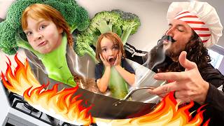 COOK THE KiDS with CHEF DAD Crazy Restaurant Customer orders from Pink Monkey Buddy amp Granny Mom [upl. by Akciret]