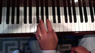 Fast Track Piano  Lesson in a minute 6 [upl. by Eignav]