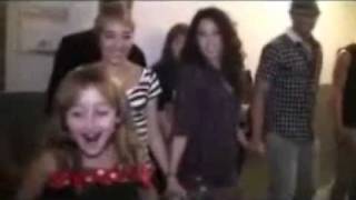 Noah Cyrus singing amp dancing to Smack That  Akon [upl. by Mariko162]