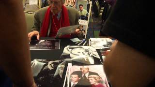 Martin Landau Signing Autographs at the Hollywood Show [upl. by Ahsemac]