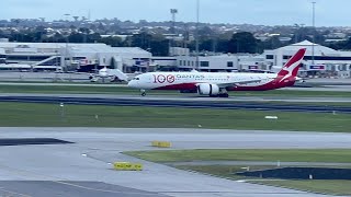 A Qantas 787 landing Qantas 100th Anniversary livery [upl. by Lainad]