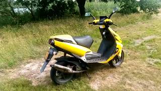 Aprilia SR50 Morini Ditech 50 cc Yellow SBK Gianelli exhaust Walkaround [upl. by Farver]