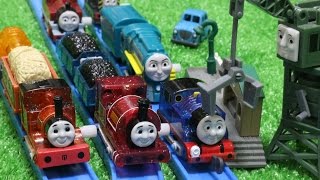 トーマス カプセルプラレール キラキラの高山鉄道のなかまたち編2 Thomas The Tank Engine amp Friends Plarail Toy がちゃがちゃ おもちゃ [upl. by Demahom980]