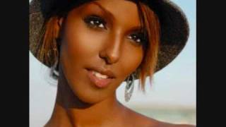 Aan Aduunka Joogee  Abdifitah Yare Somali song [upl. by Sherurd]