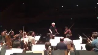 soloist Kashimoto reacts quickly during only 2 measures 独奏者 樫本大進 [upl. by Coralyn]