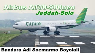 Nonton Pesawat Terbesarnya Citilink Airbus A330900neo SoloJeddah [upl. by Yelrebmyk]