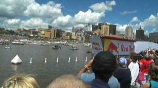 RED BULL FLUGTAG 2010 St Paul MN Record Flight 207 FT 6309 m [upl. by Thelma565]