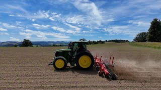 Bio Mais 🇨🇭🌽 mit Pöttinger Rollhacke bearbeiten [upl. by Nirehs584]