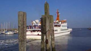 Nordsee Fähre Langeoog III legt ab Hafen Bensersiel [upl. by Elke]