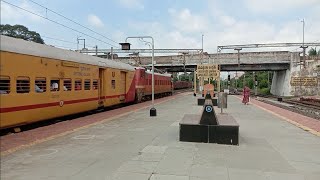 07240 VSKPGUNTUR SIMHADRI EXPRESS DEPARTURE SAMALKOT JUNCTION RAILWAY STATION INDIAN RAILWAYS [upl. by Suoivatnod]