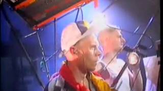 Andy Bell kisses Vince Clarke [upl. by Hoagland]