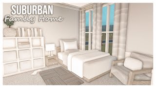 ROBLOX  Bloxburg 170k Suburban Family Home Speedbuild  Part 2  Ellvoi [upl. by Crawford]