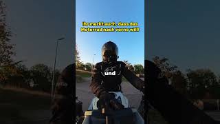 Motorrad richtig anfahren 🤔 Anfahren Tutorial motorrad motovlog [upl. by Portugal]