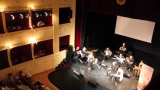 Enjoying Greek Music In The Apollo theatre Hermoupolis Syros Omilo [upl. by Therine]