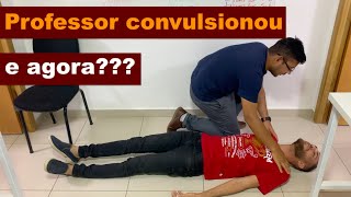 O professor convulsionou e agora [upl. by Alleroif675]