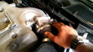 How to Replace The Throttle Body on a Infiniti M35 G35 FX 35 Nissan 350z Altima 35 [upl. by Nowell]