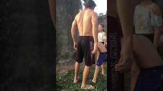 Fui mexer com a menina errada e me dei mal shorts viral [upl. by Ettenna170]