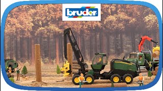 John Deere Harvester 1270G  02135  BRUDER Spielwaren [upl. by Doownel551]