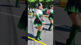 Cachiporras salvadoreñas baile milindoelsalvadorsv bastoneras banda palillonas desfile [upl. by Ollopa96]