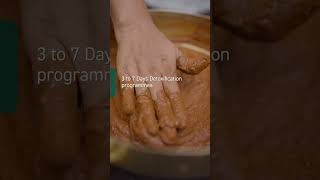 Karkidakaka Chikilsa  Treatment  Jeevess Ayurveda Wayanad [upl. by Yniar733]