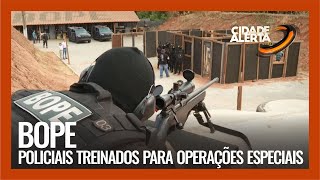 BOPE POLICIAIS TREINADOS PARA OPERAÇÕES ESPECIAIS [upl. by Peterus833]