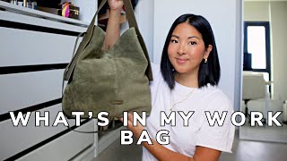 WHATS IN MY BAG  WORK EDITION [upl. by Lovato]