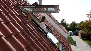 Как работает окнобалкон VELUX Cabrio [upl. by Joed650]